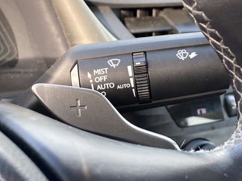 Used 2020 Lexus ES 350 w/ Luxury Package image 21