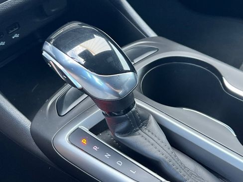 Used 2024 Buick Envista Preferred w/ Convenience I Package image 18