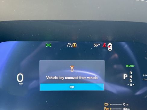 New 2026 Volvo XC60 T8 Ultra w/ Climate Package AWD/4WD image 15
