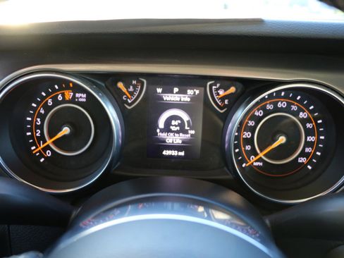 Used 2020 Jeep Gladiator Sport w/ Quick Order Package 24S image 24