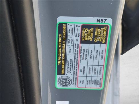 Used 2022 Hyundai Elantra SEL w/ Convenience + Premium Package FWD image 19