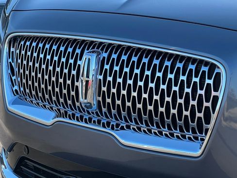 Used 2023 Lincoln Nautilus Reserve w/ Equipment Group 202A image 40