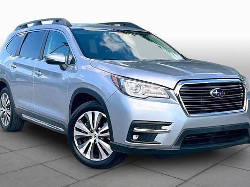 Used 2022 Subaru Ascent Limited w/ Technology Package AWD/4WD image 3