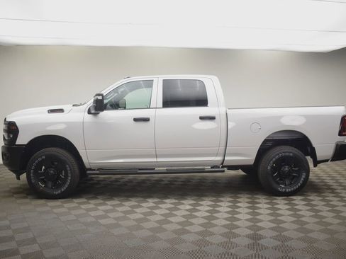 New 2026 RAM 2500 Tradesman AWD/4WD image 15