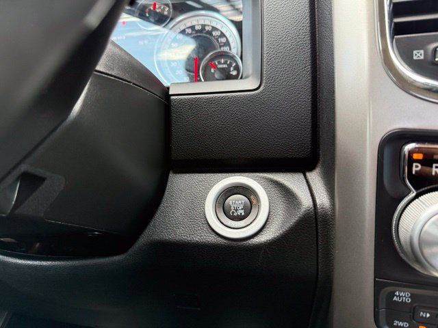 Used 2016 RAM 1500 Laramie w/ Convenience Group AWD/4WD image 25