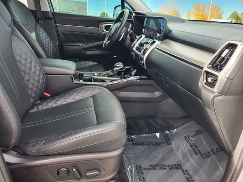 Used 2022 Kia Sorento SX Prestige image 20