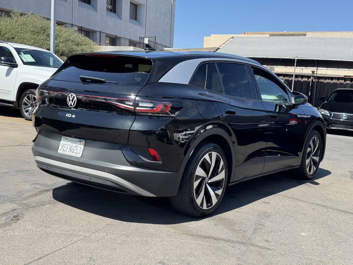 Used 2022 Volkswagen ID.4 Pro S w/ Gradient Package RWD image 12