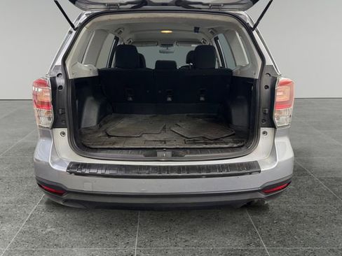 Used 2017 Subaru Forester 2.5i w/ Alloy Wheel Package image 13