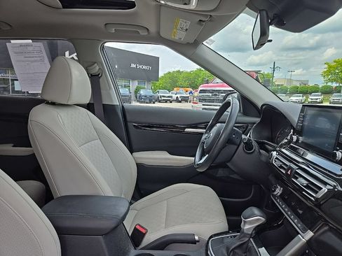 Used 2021 Kia Seltos EX AWD/4WD image 16