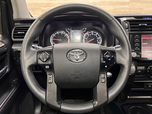 Used 2022 Toyota 4Runner TRD Off-Road Premium image 30