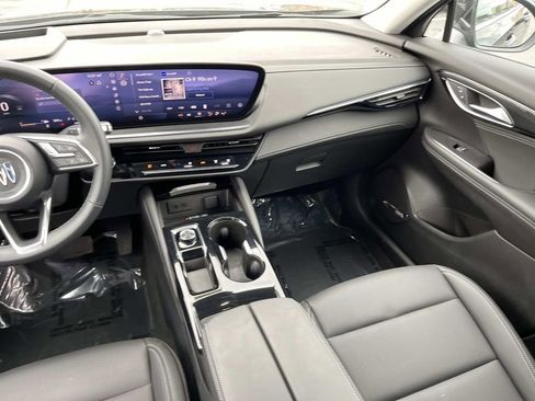 Used 2025 Buick Envision Preferred AWD/4WD image 14