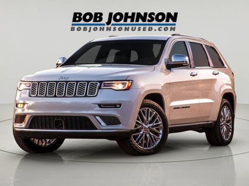 Used 2022 Jeep Grand Cherokee Laredo X image 32