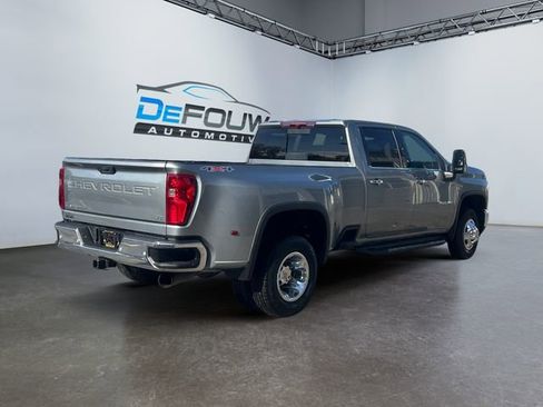 Used 2024 Chevrolet Silverado 3500 LTZ w/ LTZ Plus Package image 3