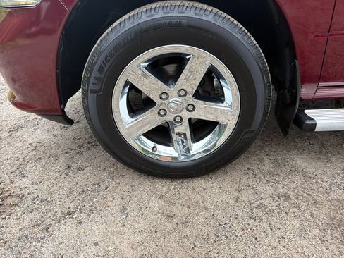 Used 2018 RAM 1500 Express w/ Express Value Package AWD/4WD image 30