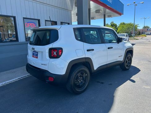 Used 2018 Jeep Renegade Sport w/ Power & Air Group AWD/4WD image 28