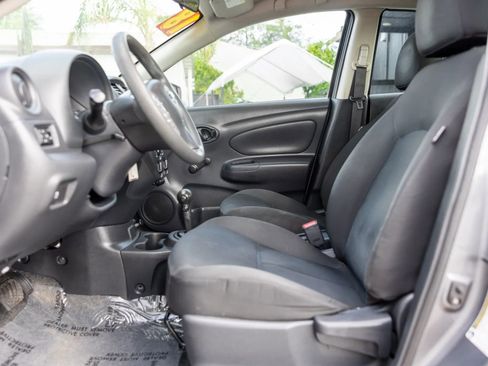 Used 2018 Nissan Versa S Plus image 11