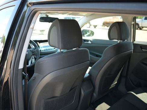 Used 2018 Hyundai Tucson SE AWD/4WD image 33