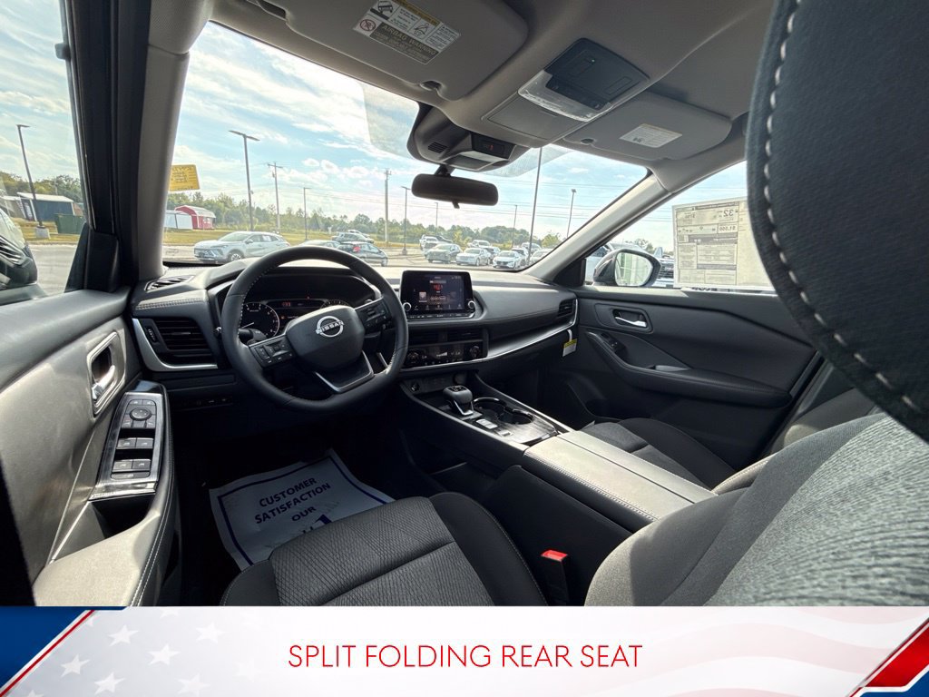 Used 2026 Nissan Rogue SV FWD image 13