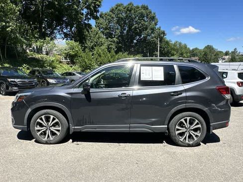 Used 2019 Subaru Forester Limited AWD/4WD image 2