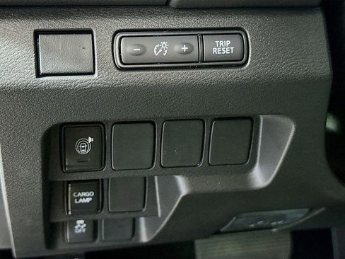 New 2026 Nissan Frontier SV w/ Tow Package image 10