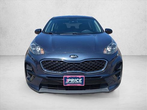 Used 2022 Kia Sportage LX FWD image 2