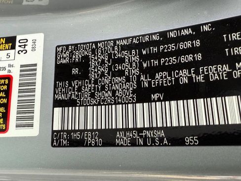 Certified 2024 Toyota Sienna XSE image 24