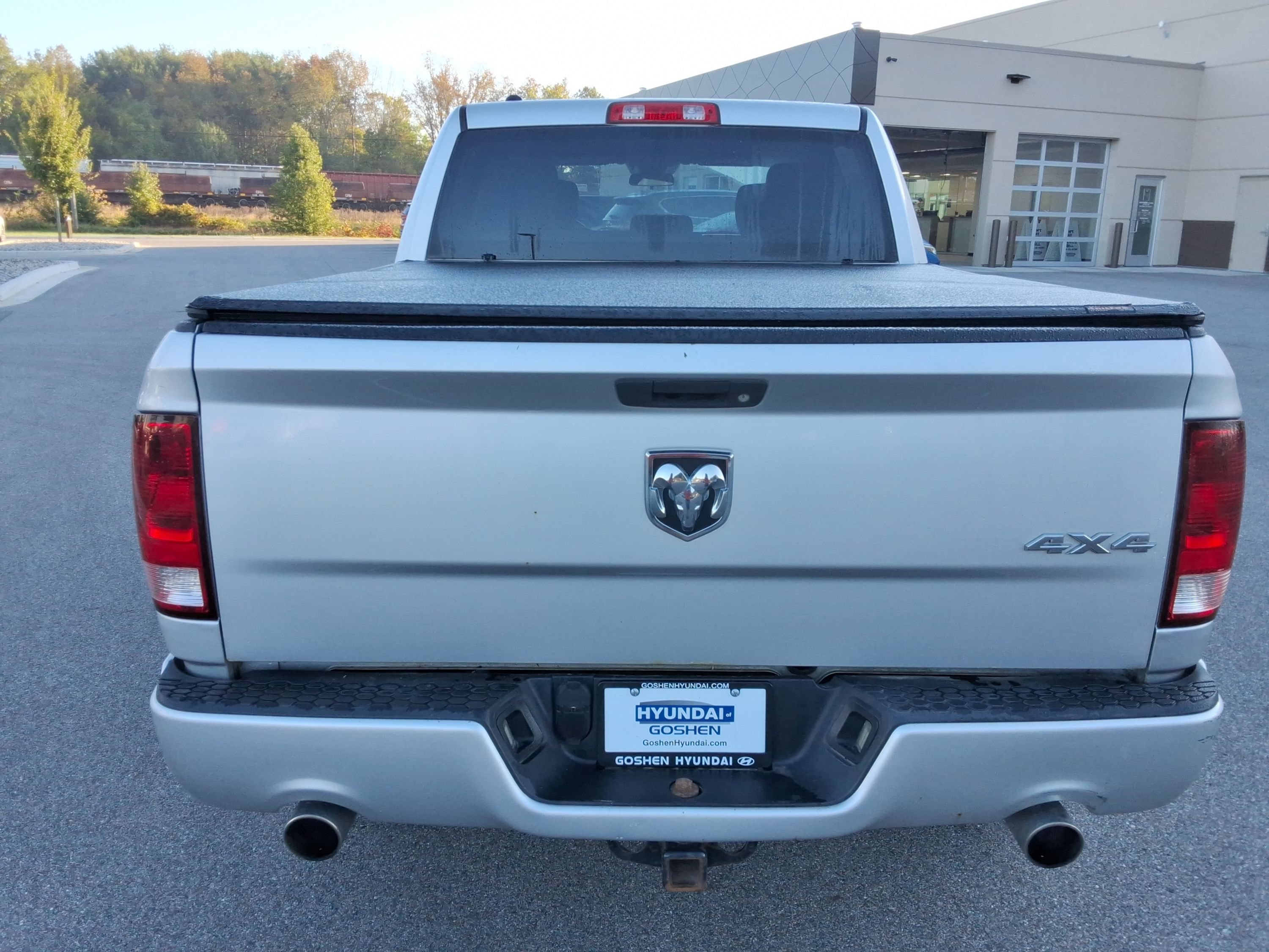 Used 2013 RAM 1500 Express AWD/4WD image 12
