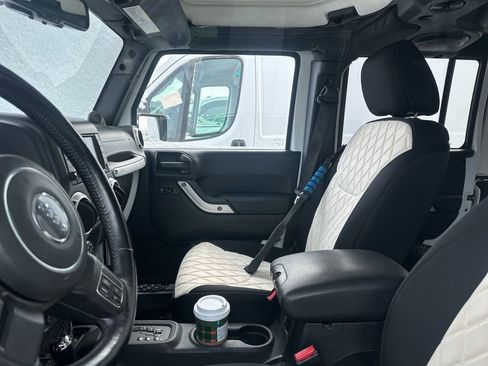 Used 2013 Jeep Wrangler Unlimited Sahara w/ Connectivity Group image 16