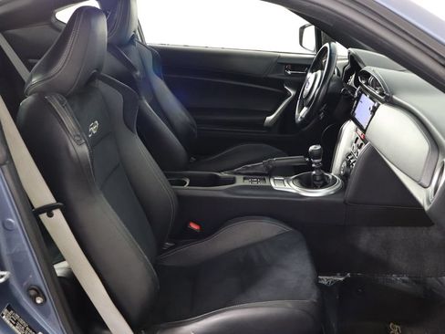 Used 2018 Subaru BRZ Limited w/ 50th Anniversary Edition RWD image 11