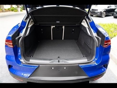 Used 2023 Jaguar I-PACE HSE image 12