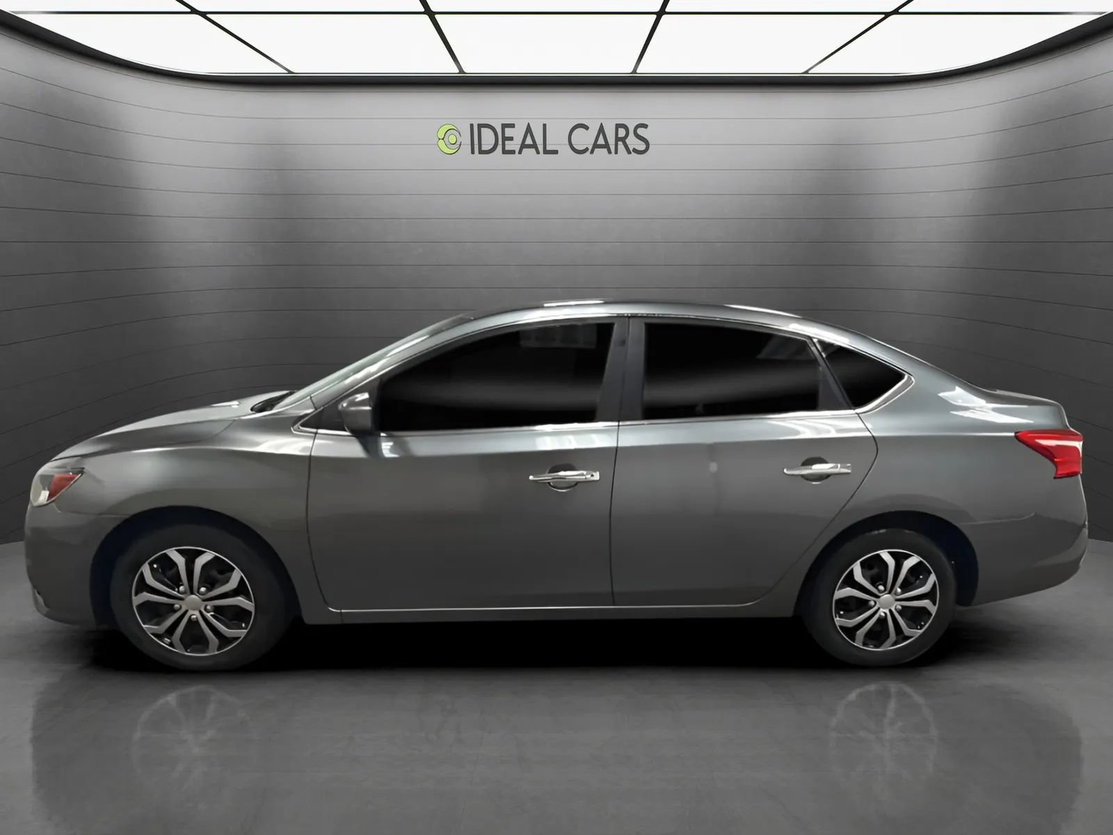 Used 2018 Nissan Sentra S FWD image 8