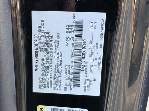 Used 2024 Ford Mustang Coupe RWD image 23