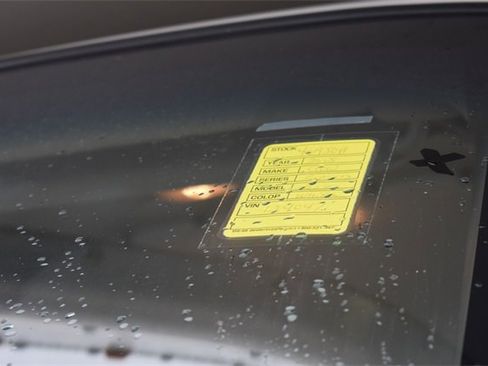 Used 2015 Chevrolet Express 3500 Extended image 25