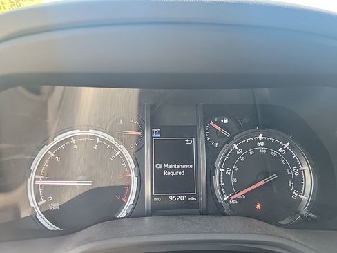 Used 2021 Toyota 4Runner TRD Off-Road Premium image 28