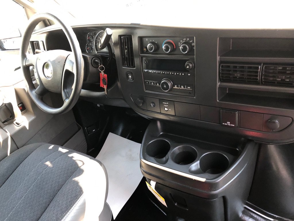 Used 2025 GMC Savana 2500 w/ Driver Convenience Package RWD image 25