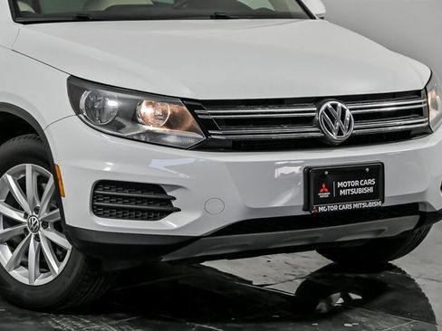 Used 2017 Volkswagen Tiguan Wolfsburg Edition image 2