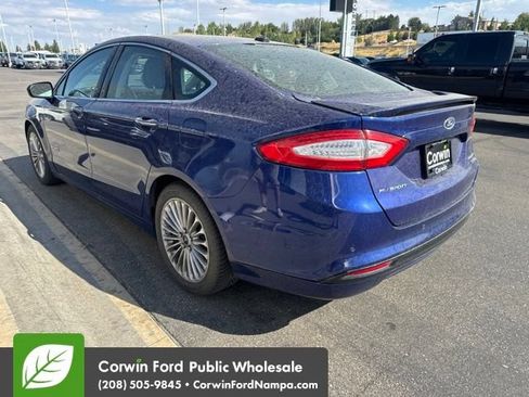 Used 2013 Ford Fusion Titanium w/ Titanium Driver Assist Pkg FWD image 4