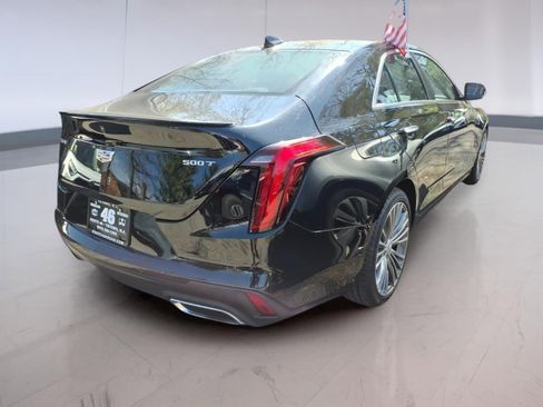 Used 2025 Cadillac CT4 Premium Luxury image 4