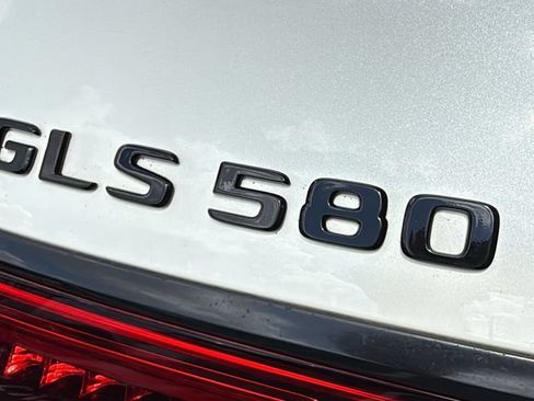 Certified 2023 Mercedes-Benz GLS 580 4MATIC image 20