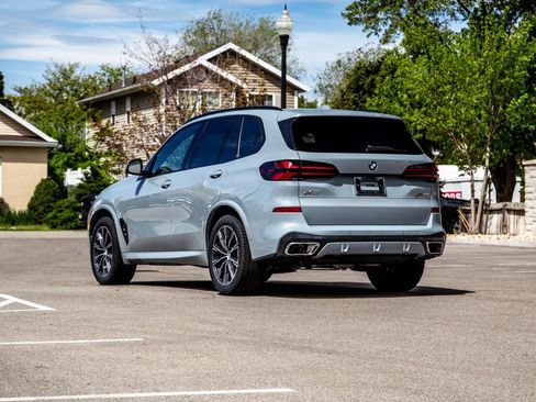New 2026 BMW X5 xDrive40i w/ M Sport Package image 3