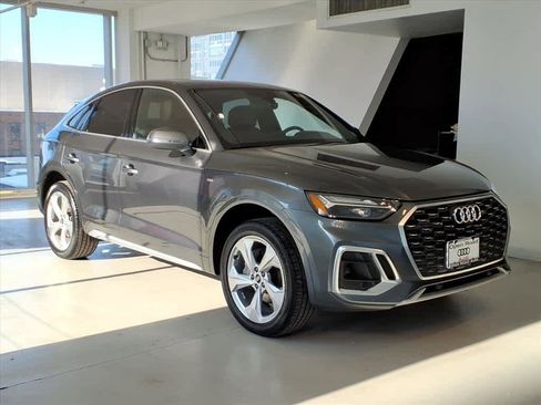 Certified 2024 Audi Q5 2.0T Premium Plus image 3