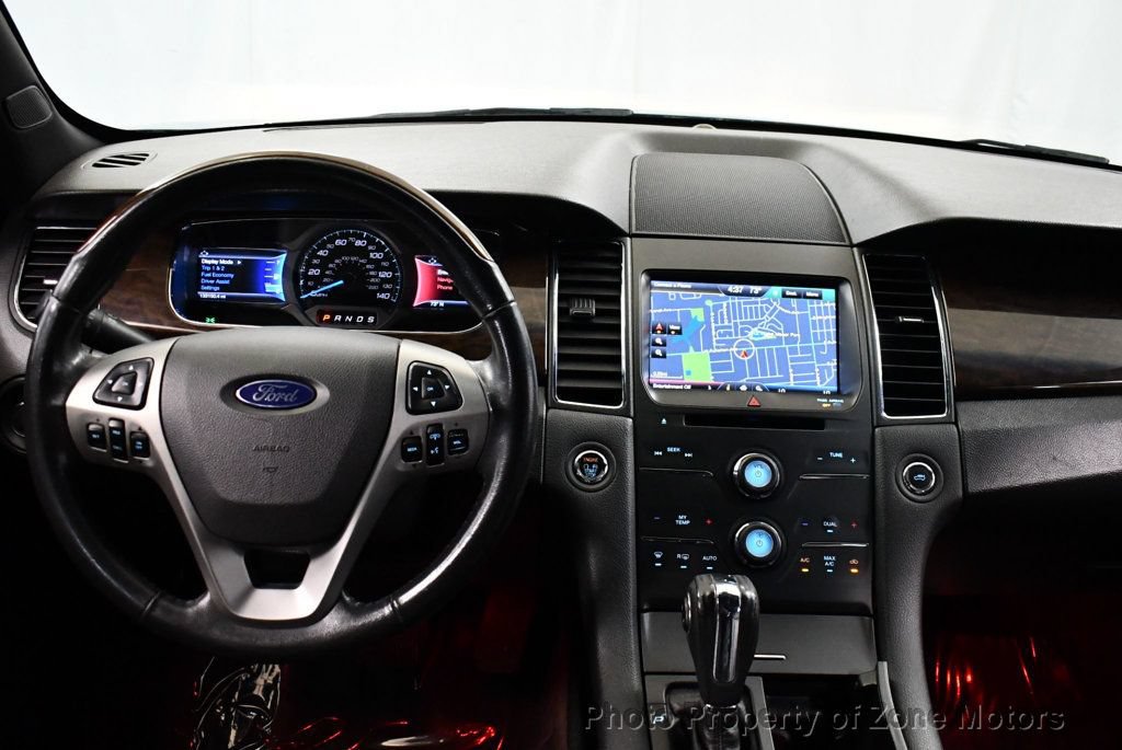 Used 2014 Ford Taurus Limited FWD image 26