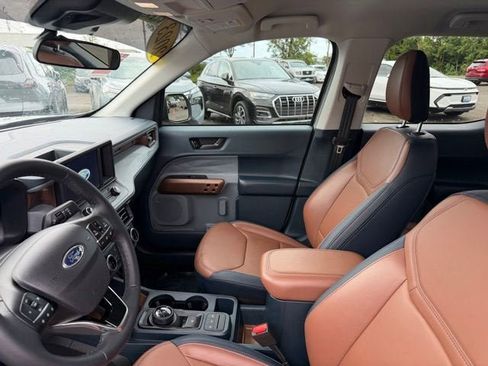 Used 2023 Ford Maverick Lariat FWD image 10