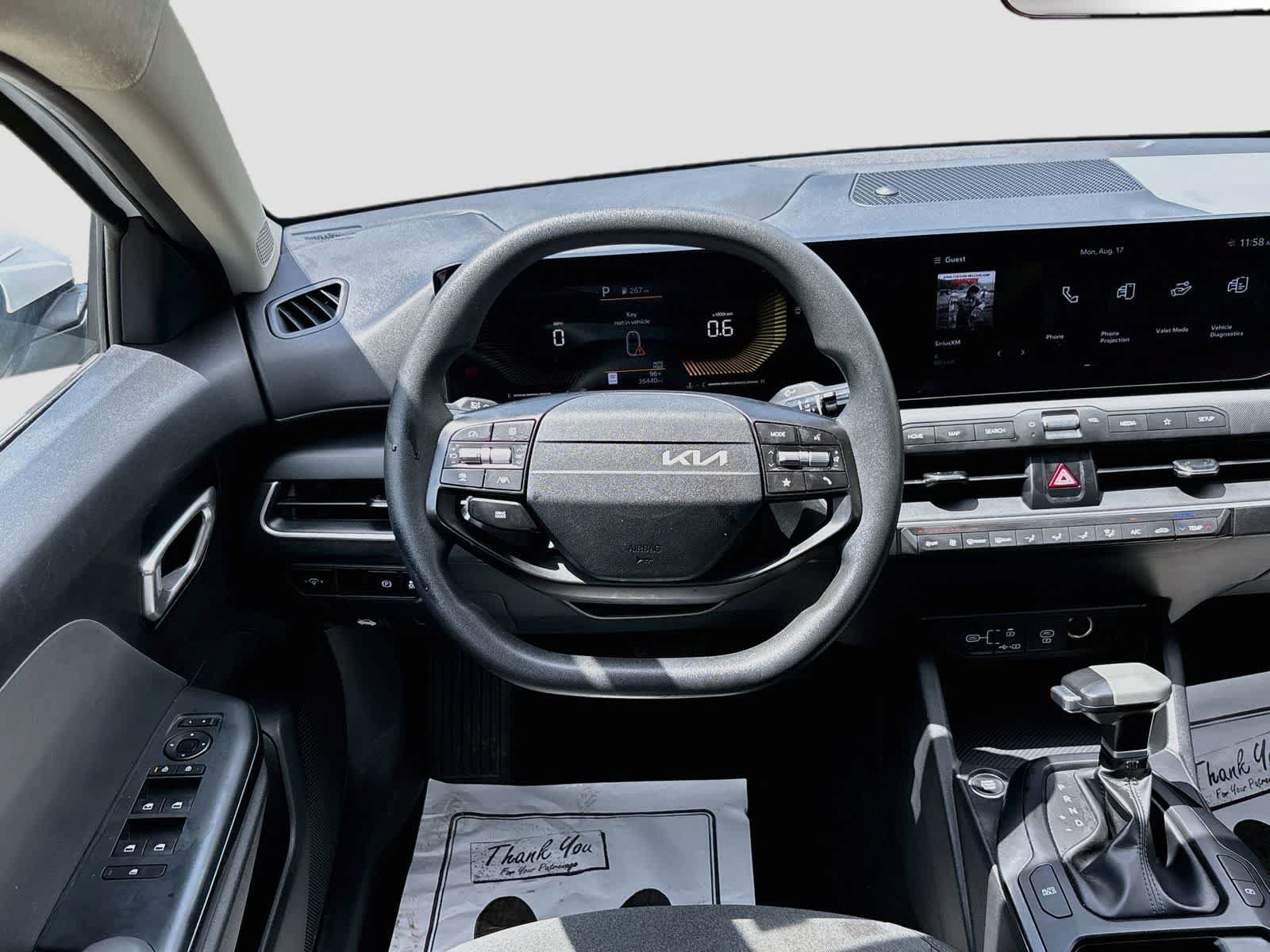 Used 2025 Kia K4 FWD image 23
