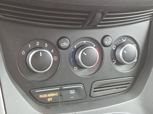 Used 2015 Ford Escape SE image 27