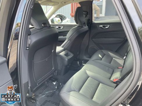 Used 2025 Volvo XC60 B5 Plus image 26
