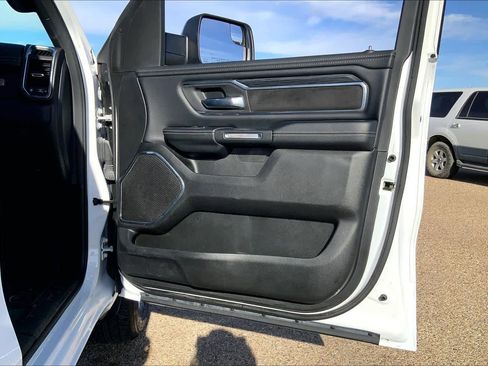 Used 2024 RAM 1500 Laramie image 22