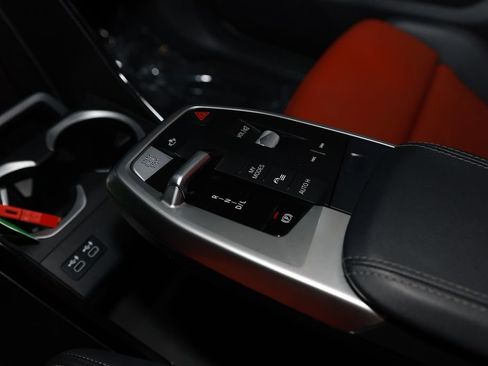 Used 2024 BMW X1 xDrive28i w/ Convenience Package image 44