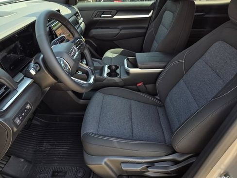 New 2027 GMC Terrain Elevation w/ LPO, Floor Liner Package FWD image 23