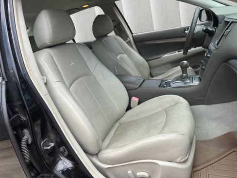 Used 2011 INFINITI G25 x w/ Moonroof Pkg AWD/4WD image 13